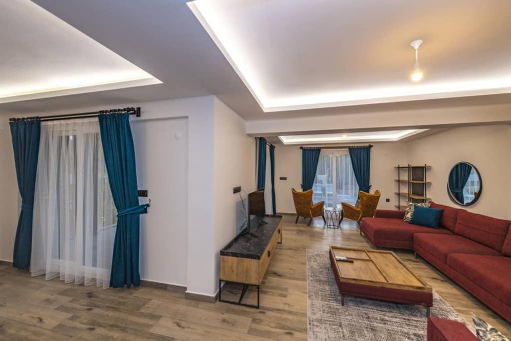 Bella- 4 Bedroom Holiday Villa In Oludeniz Фетхие Экстерьер фото