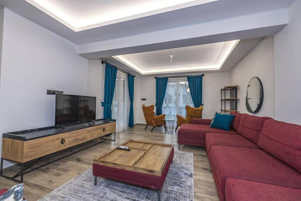 Bella- 4 Bedroom Holiday Villa In Oludeniz Фетхие Экстерьер фото