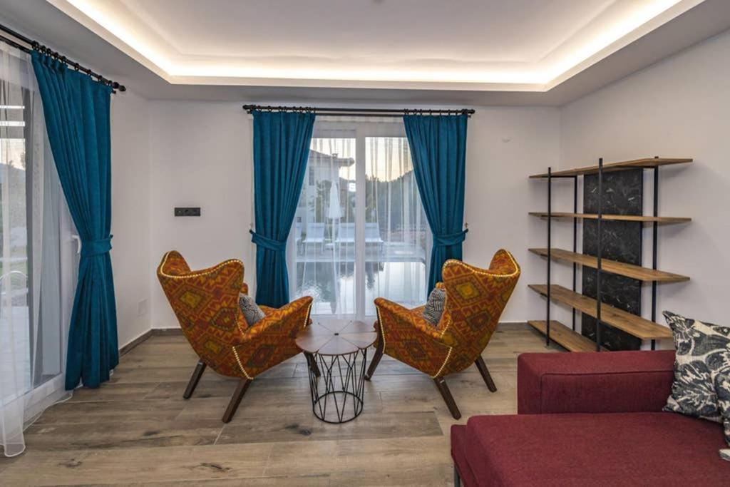 Bella- 4 Bedroom Holiday Villa In Oludeniz Фетхие Экстерьер фото