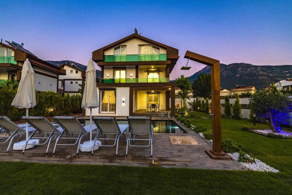 Bella- 4 Bedroom Holiday Villa In Oludeniz Фетхие Экстерьер фото